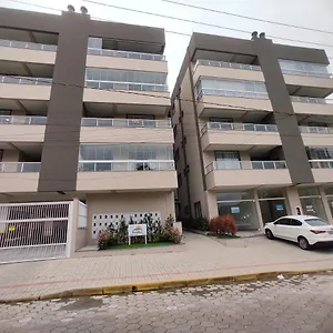 Res Mirante 103 Bombinhas